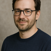 Leo K. Weber Porträtfoto Leo K. Weber, Redaktionsleiter Casino ohne OASIS